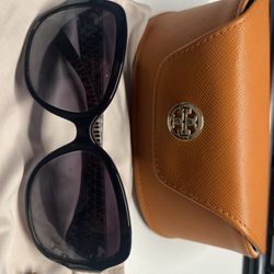 Tory Burch Sunglasses - Women