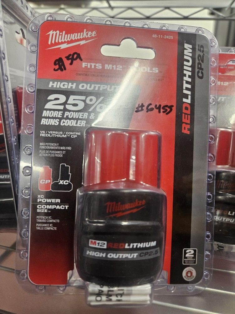 MilwaukeeM12 12V Lithium Ion CP High Output 2.5 Ah Battery Pack