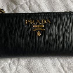 Prada Leather Wallet/Card Case With Detachable Key Ring