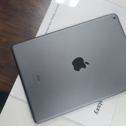 Apple IPad Air 4 - 90 Days Warranty - Best Deal In Town