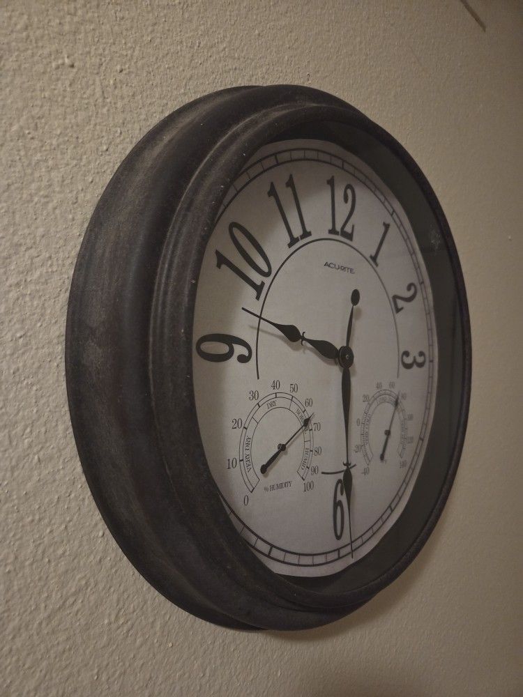Wall Clock