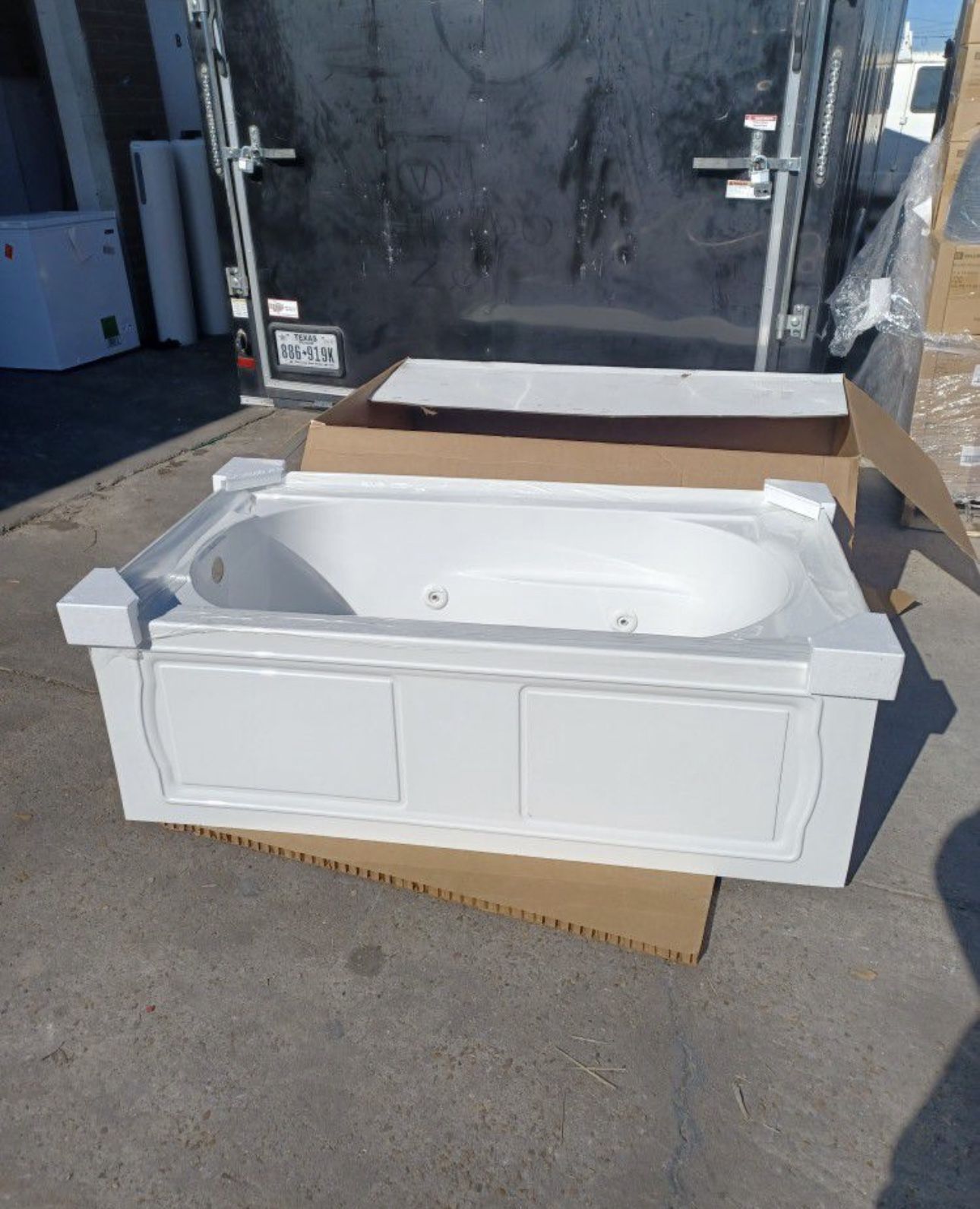 KOHLER Devonshire 5 ft. Acrylic Left Drain Rectangular Alcove Whirlpool Bathtub in White