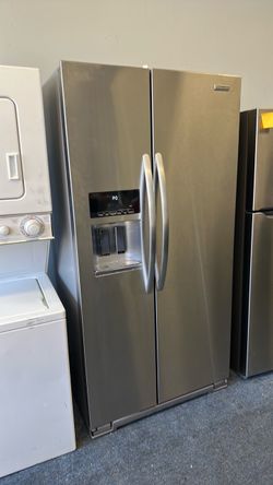 Stainless steel kitchenaid Sxs fridge