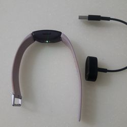 Fitbit Inspire HR Fitness Tracker Watch  Great  Condition Working Fine