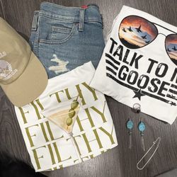 New Levi’s , Clothing & Accessories- SIZE Small 