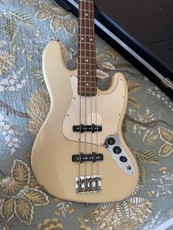 Fender Bass guitar