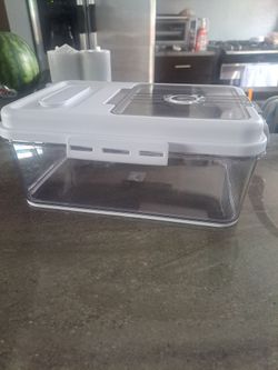 2.5kg Large Airtight Bread/Rice/Pasta/Dry Storage