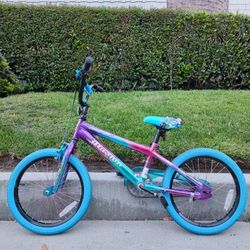 18" Genesis Illusion Kids Bike 