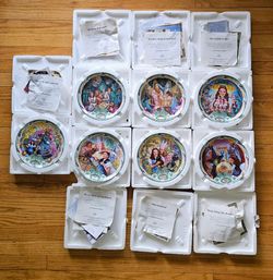 *RARE* Lot of (7) "Wizard of Oz" musical plates!
