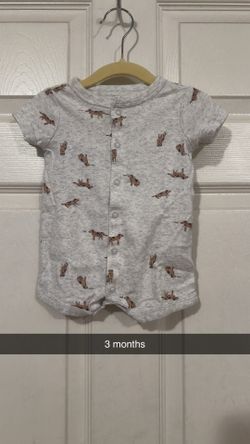 Carters romper size 3 months