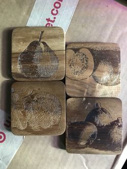 Wood coaster set 4 fruits and vegetables