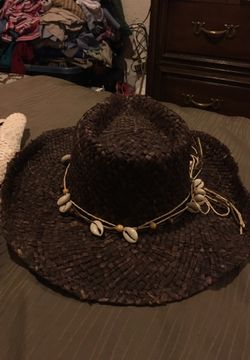 3 nice straw hats
