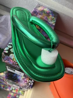 $15-$25 HEELS AND FLATS!!! $30 BOOTS!!!