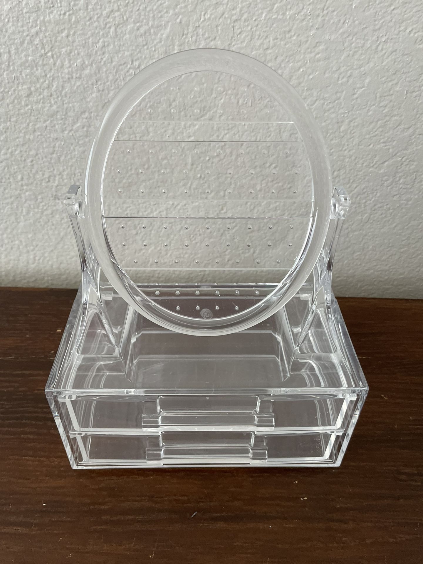 Clear Jewelry organizer