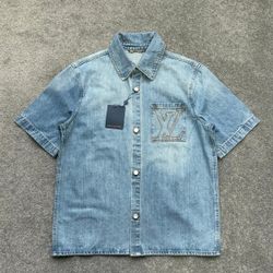 LUIS VUITTON, EMBROIDERED LOGO DENIM SHIRT !!!