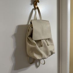 Vittoria Napoli Italian Genuine Leather Backpack