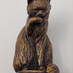 Bronze Kitty Cat