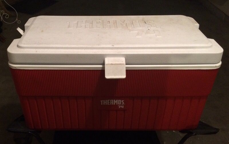 Thermos 74 chest cooler