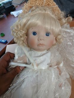 Lèe Middleton Doll.