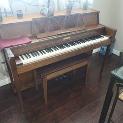 Antique Piano