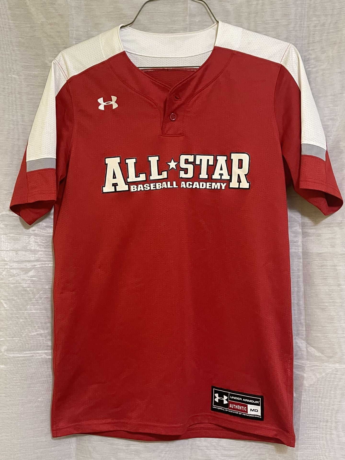 UNDER ARMOUR BASEBALL JERSEY