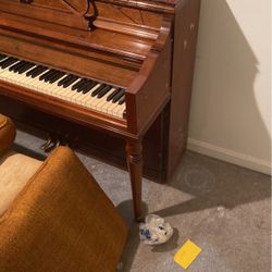 Wood Piano 