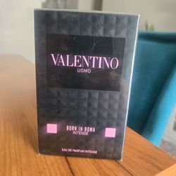 Valentino Uomo Born in Roma Intense