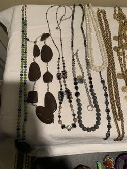Jewelry Necklaces Charms And Bracelets Around 39 Pcs