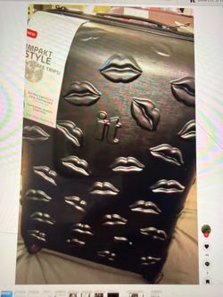 IT luggage Smooch black checked bag