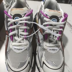 Balenciaga Track 2.0 white trainers #lifestyle #sneakers