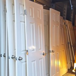 6 panels white interior doors in very good condition (Please read the description of the post)