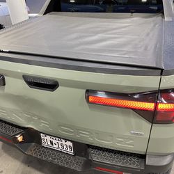 Hyundai Santa Cruz Bed Cover 