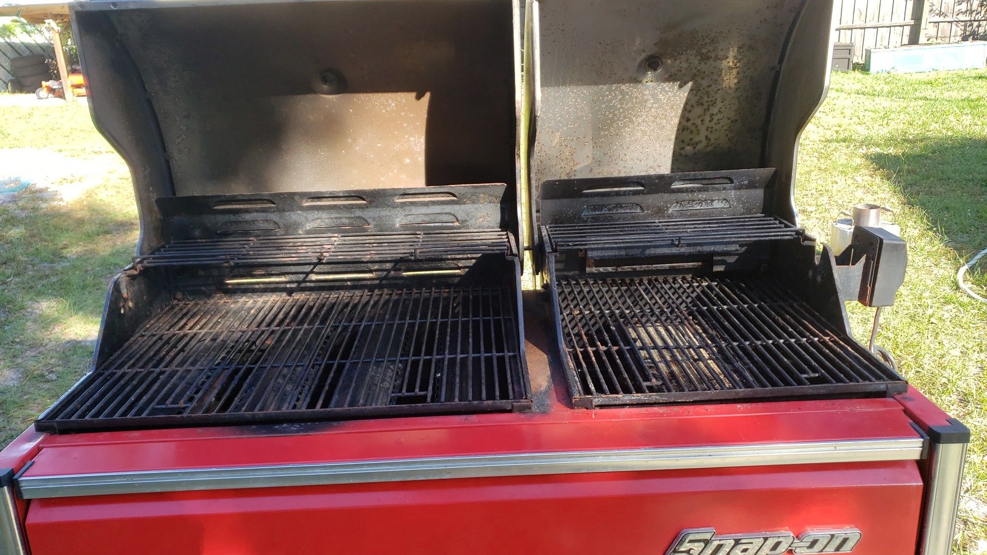 SnapOn gas Grill (tool box grill) for Sale in Auburndale, FL OfferUp