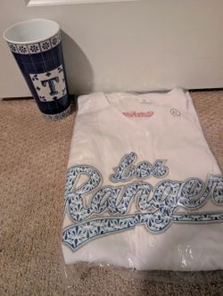 Texas Rangers Mexican Heritage Jersey size large and cup