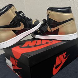 Gold Toe Jordan 1