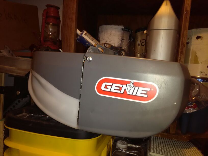 REDUCED...Genie 0.5-HP Genie Directlift 1/2-HP Screw Drive Garage Door Opener Model # 2060L-07