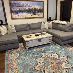 Like new gray sectional moving sale