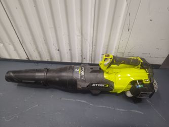 Gasoline blower