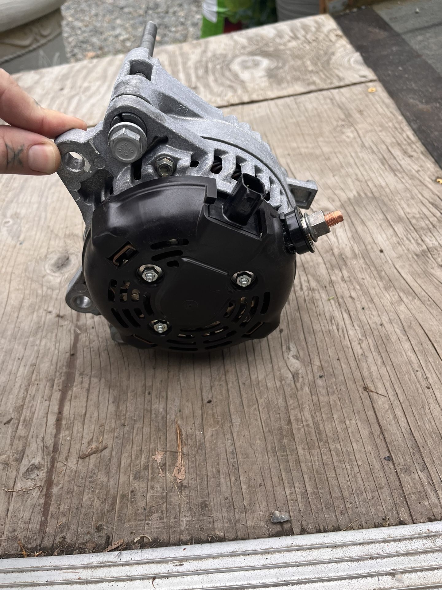 2012-2018 Jeep Wrangler  Alternator And Belt Tensioner 