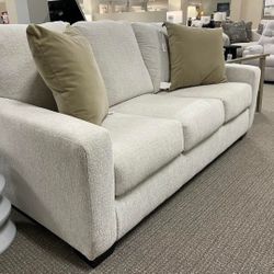 RANNIS QUEEN SOFA SLEEPER