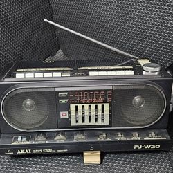 AKAI Cassette Receiver Stereo Boombox