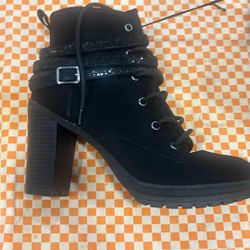 Black Boots