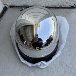 Motorcycle helmet in great condition!
