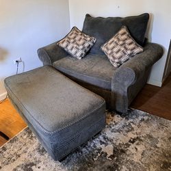 48" Sofa Chair With Ottomen