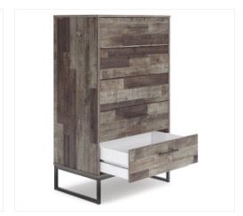 Bedroom dresser set