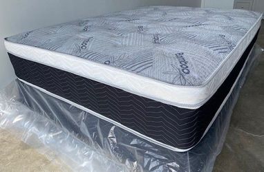 Queen Euro Bamboo Pillow Top Mattress!!