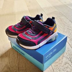 Stride Rite light-up sneaker toddler size 7W