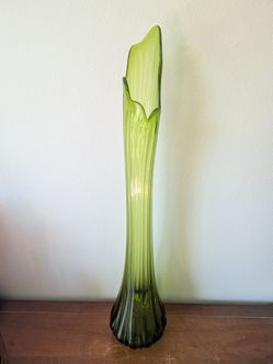 Stunning 30" Green L.E Smith Floor Swung Vase