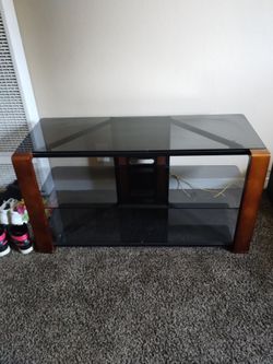 Entertainment center