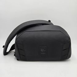 Peter Mckinnon Nomatic Sling Bag 8L